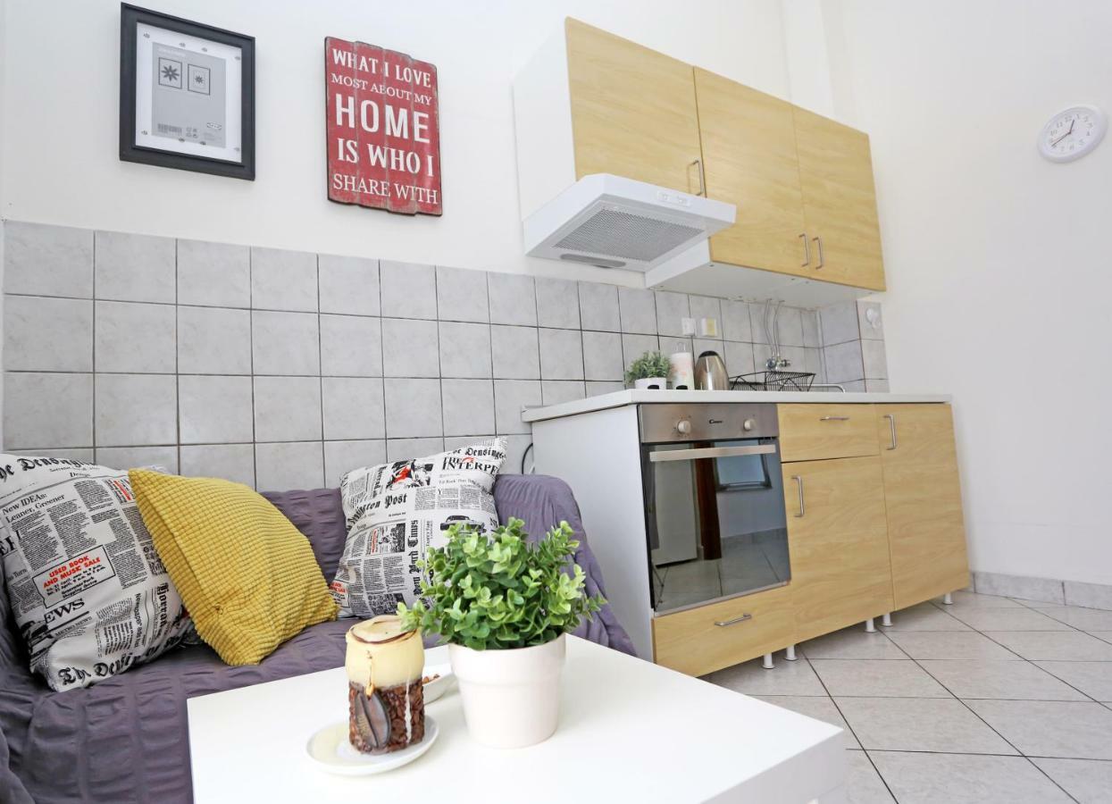 Apartments Tona Жаборич Екстер'єр фото
